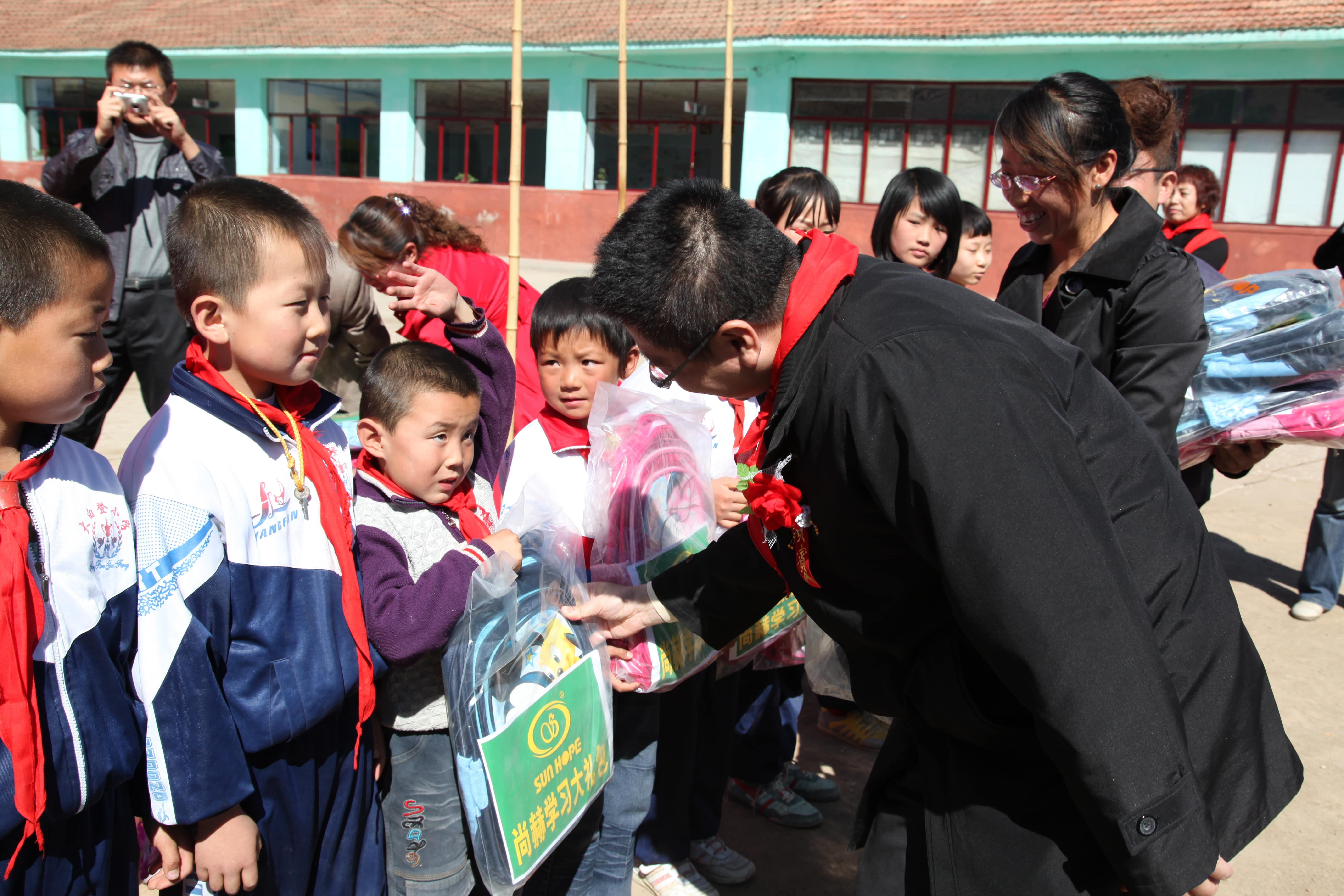 第11所 大同市大白登米兰·体育_米兰(中国)渠腊梅小学 第11所 大同市大白登米兰·体育_米兰(中国)渠腊梅小学