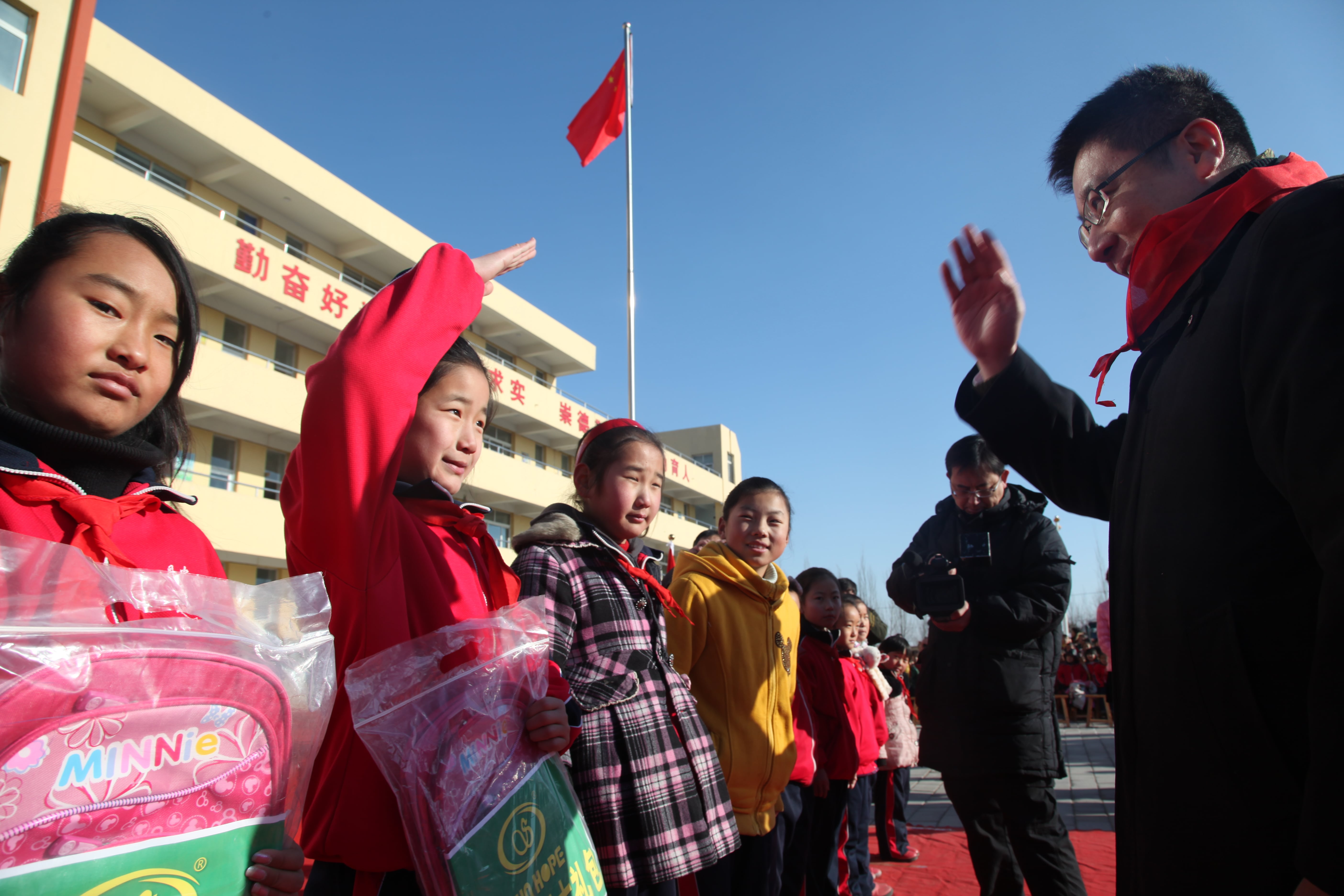 第28所 包头市哈业胡同米兰·体育_米兰(中国)刘金萍小学 第28所 包头市哈业胡同米兰·体育_米兰(中国)刘金萍小学
