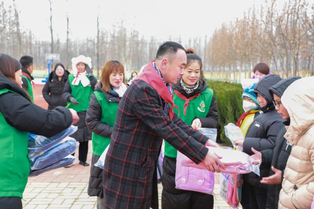 第244所 山东省平度市明村镇前楼米兰·体育_米兰(中国)韩雪公益小学 第244所 山东省平度市明村镇前楼米兰·体育_米兰(中国)韩雪公益小学