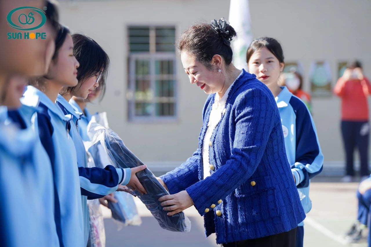 第243所 广东省河源市东源县上莞米兰·体育_米兰(中国)郇宇中学 第243所 广东省河源市东源县上莞米兰·体育_米兰(中国)郇宇中学