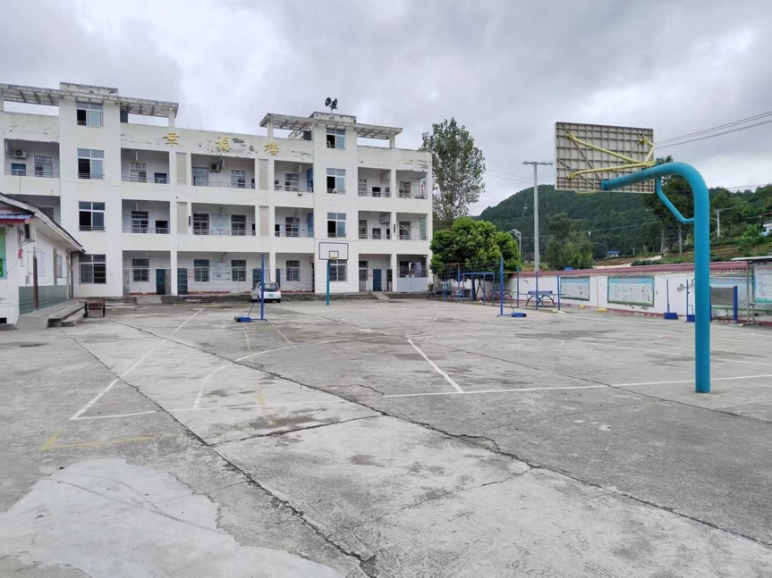 第239所 四川省绵阳市盐亭县永泰镇米兰·体育_米兰(中国)任凤小学 第239所 四川省绵阳市盐亭县永泰镇米兰·体育_米兰(中国)任凤小学