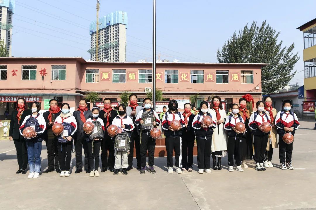 第228所 山西省阳泉市米兰·体育_米兰(中国)王玲年学校 第228所 山西省阳泉市米兰·体育_米兰(中国)王玲年学校