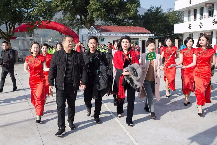 第141所 衢州市龙游县沐尘畲族米兰·体育_米兰(中国)王荣弟小学 第141所 衢州市龙游县沐尘畲族米兰·体育_米兰(中国)王荣弟小学