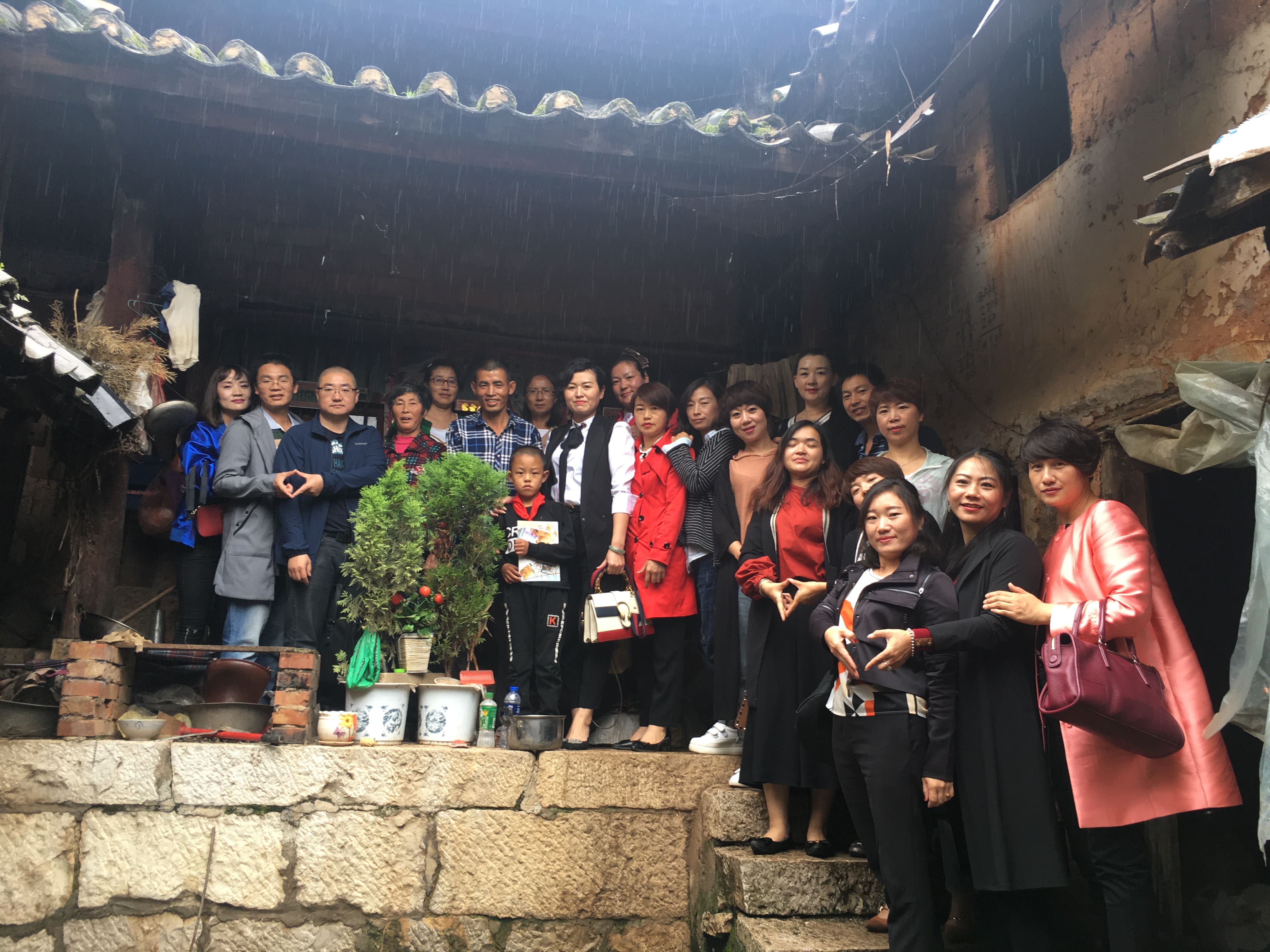 第151所 石林彝族自治县路美邑中心学校鱼龙坝米兰·体育_米兰(中国)李凤琼小学 第151所 石林彝族自治县路美邑中心学校鱼龙坝米兰·体育_米兰(中国)李凤琼小学