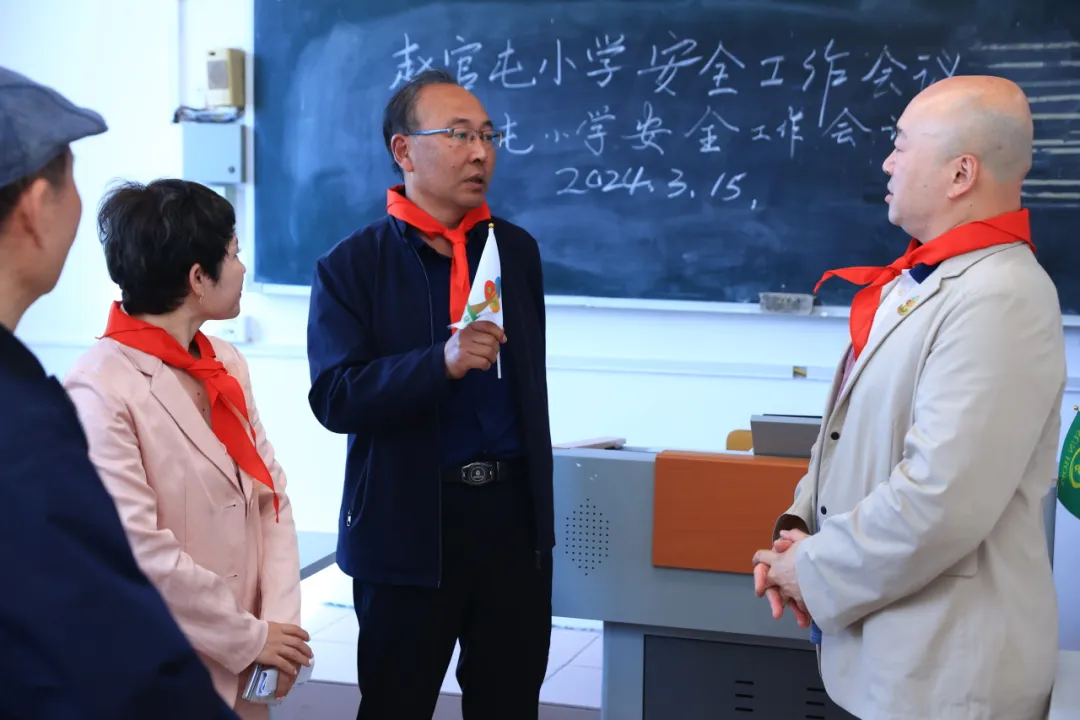 牵手冠军跑动人生 米兰·体育_米兰(中国)公益助力学生身心健康发展 牵手冠军跑动人生 米兰·体育_米兰(中国)公益助力学生身心健康发展